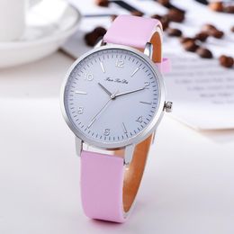 Leather strap female watches Analogue wristwatch round minimalist quartz white gift