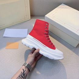 Battistrada slick boot di lusso qualità top design uomo stivali da donna stivali su tela e materiali in pelle traspiranti scarpetti superiori a Chelsea confortevole consolidata di spessore 01