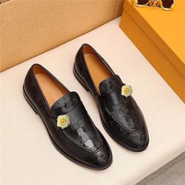 A1 Brand Spring Summer Hot Sell Moccasins Men Loafers High Quality Genuine Leather Shoes Men Flats Lightweight Driving Shoes
