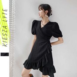 Hepburn French Black Dress Puff Sleeves Short V Neck Ruffled High Waist Style Mini Wrap Dresses Female 210608