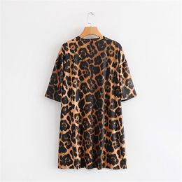 women vintage o neck short sleeve leopard print casual loose mini dress ladies straight vestidos fashion chic dresses DS1827 Y0118