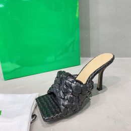 Nuovi sandali con tacco alto in tessitura di design nuove pantofole estive firmate pantofole con tacco alto firmate di buona qualità