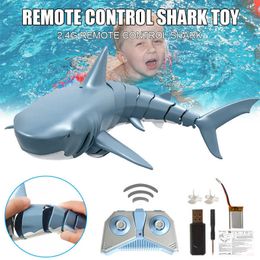 2.4G Remote Control Simulation Shark Electronic Shark Fish RC Boat Prank Toys FD 