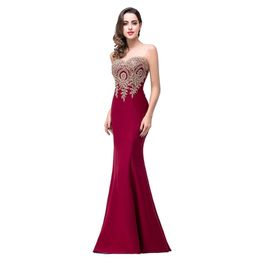 Summer Arrival Appliques Decorative Sexy Dress Back Hollowed Perspective Buttock Fishtail Maxi Free 210527