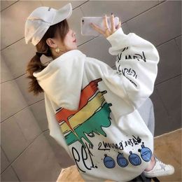 Harajuku Cartoons Printed Graphics Oversized Hoodie Winter Autumn Fleece Hooded Sweatshirt Cute Pockets Pullover Tops 210809