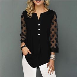 Women T-shirt Plus Size 5xl Solid Black Tops V-neck Button splice Mesh Nine Points Sleeve Spring Summer Casual Loose Tees Shirt 210315