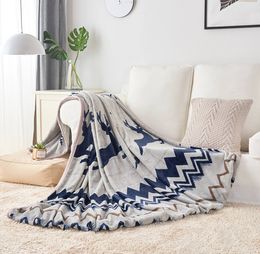 The latest 200X230CM blanket, there are a variety of styles and sizes to choose from, thick pile winter warm flannel blankets, support customization