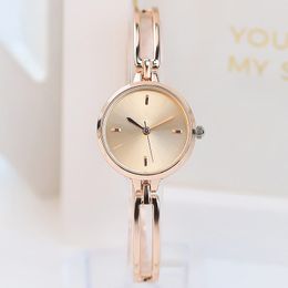 Woman Watch Quartz Watches 25mm Boutique Wristband Fashion Business Wristwatches For Girlfriend Gift Designer Ladies Atmosphere Wristwatch