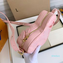 Fashion Designer L Women's Pink Leather Crossbody Shoulder Bags Luxury Heart Shape Mini Bag