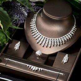 Earrings & Necklace HIBRIDE Fashion Sparkling Finding 4pcs Earring Sets Leaf Design Set For Women Zircon Wedding Jewellery Accessories N-935