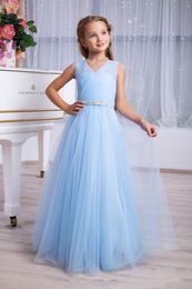 Hermoso Azul Cielo Vestidos para niñas 2017 Ball Gown V-Cuello Sin Mangas  Apliques Flor Perla