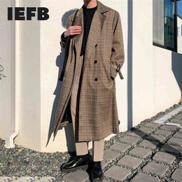 IEFB /men's wear mid-length trench coat plaid print Korean handsome oversize Autumn knee-high Windbreaker double breasted 9Y3943 210819
