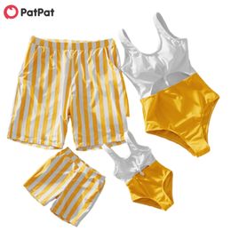 Summer Cut-out Front-knot Color Block Matching Swimsuits 210528