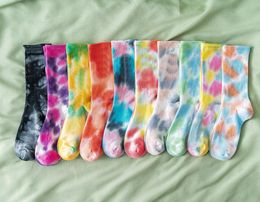 2pcs=1pair Tie Dyed Skate Socks Fashion Personality Basketball Tie-Dyed Colorful Footwear Knee-High Sock Kids Hiphop Sport Mid Tube Socks