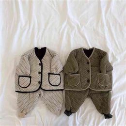 Winter Arrival Girls Fashion Dot 2 Pieces Suit Coat+pants Kids Thick Sets Baby Girl Clothing 210528