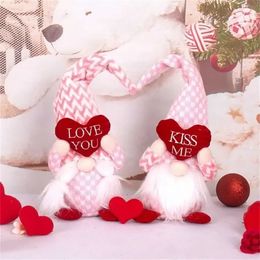 Valentine's Day Love Heart Shape Kiss Me Letters Printed Faceless Doll Decorations Rudolph Fashion Cute Mini Doll Gifts Wedding Party Gifts Accessories WHT0228