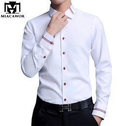 MIACAWOR Spring Long-Sleeve Dress Shirts Men Fashion Oxford Camisa Masculina Slim Fit Casual Shirt White C274 210708