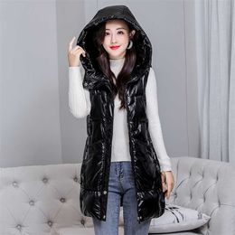 Long Sleeveless Jacket's Hooded Warm Ladies Casual Winter Vests Zipper Pockets Thick Glossy Fashion Waistcoat for Female 211130