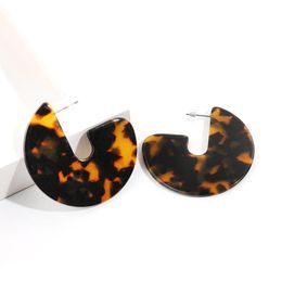 Hoop & Huggie Round Trendy Brinco Leopard Flat Semicircle Earrings Sexy 2021 Resin For Women Boho Elegant Design Acrylic Jewellery Gift