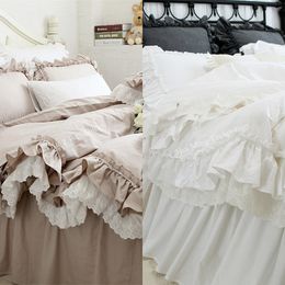 European Khaki Bedding Set Double Ruffle Lace Duvet Cover Bedding Elegant Bedspread Bed Sheet Wedding Decor Bed Clothes Hm-04b C0223