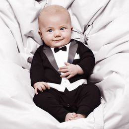 Baby Boy Rompers Clothes Spring Autumn Newborn Kids Long-Sleeved Jumpsuit Boys Cotton Tuxedo Suits For 0-24 Month 210309