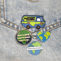 Pins, Brooches Green Earth Love Heart Enamel Pins Environmental Car Cartoon Clothes Big Ecology Pin Shirt Bag Lapel Badge Gift