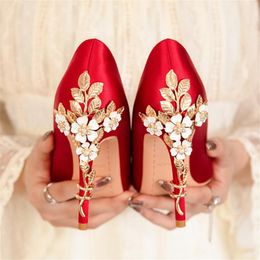 woman High heel Fashion pointed metal flowers Asakuchi Single shoes satin stiletto women's shoess wedding party shoes 34-41