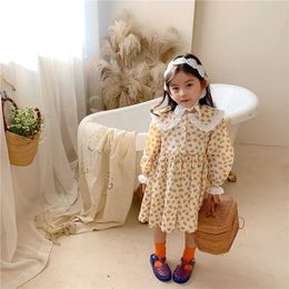 Spring Summer Girls Cotton Floral Dress 1-6 Years Kids Lace Patchwork Doll Collar Long Sleeve Princess Dresses 210615