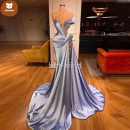 NY!!! Sky Blue Mermaid Prom Klänningar Ruffles Beaded Elegant Sweep Train Afton Gowns Robe de Soiree Formell Party Dress Wjy591