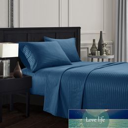 Großhandel 4 teile / satz Elegante Komfort Bettwäsche Set reine Farbe geprägte Sammlung Bettabdeckung Bettwäsche Bettwäsche und Kissenbezug Klassische Bettwäsche