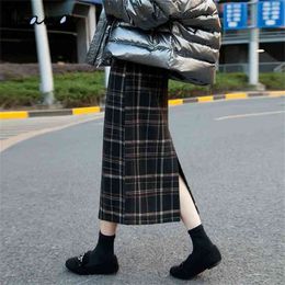 Plus Size High Waist Midi Long Wool Plaid Skirt For Women Winter Warm Elegant Office Lady Vintage Autumn Maxi s 210619