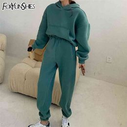 Two Piece Set Womens Outfits Y2k Oversized Tracksuit Suit Short Hoodies Tops Casual Sweatshirts Jogging Pant Suits Sweatpants 210819