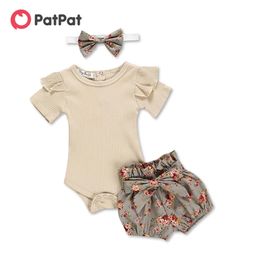 Summer 3-piece Baby Girls 0-1 Years Old Solid Shoulder Ruffled Bodysuit and Floral Shorts with Headband Sets 210528