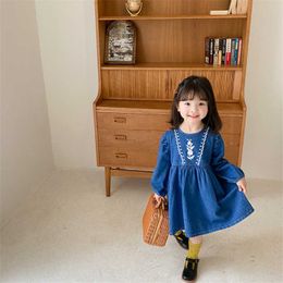 Korean style cute girls floral embroidery denim dresses 1-6 years children casual long sleeve dress clothes 210615