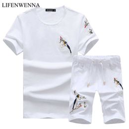 Summer Men's Sets Chinese Style Flower And Bird Embroidery Short Sleeve Suits For Men Casual Cotton T Shirt + Shorts M-5XL 210528