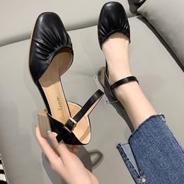 Dress Shoes 2022 Chunky Fashion Ballet Dance Women Spring Summer Shallow Mid Heels Sandals Designer Sweet Pumps Lady Chaussures
