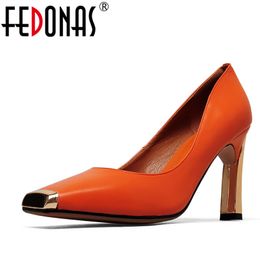 FEDONAS New Women Shoes Basic Style Fashion High Heels Metal Square Toe Office & Career Shallow Footwear Women Pumps 210225