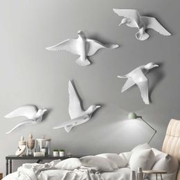 5PCS European Resin Birds Hanging Pigeon Crafts Decoration Home Livingroom Sofa TV Background 3D Wall Sticker Ornament Art