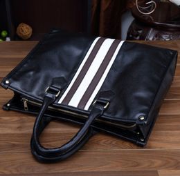 Men luxurys Handbags Casual Leather Laptop Bags Male Business Travel Messenger Men's Crossbody Shoulder Bag