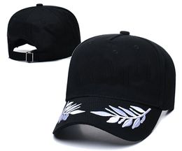 Classic Baseball Cap Men And Women Fashion Design Cotton Embroidery Adjustable Sports Caual Hat Nice Quality Head Wear239P