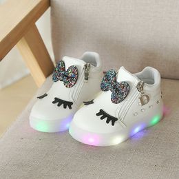 Size 21-30 Children Glowing Sneakers Kid Princess Bow for Girls LED Shoes Cute Baby Sneakers with Light Shoes Luminous 210308