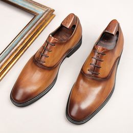 Fashion Black / Brown Derby Wedding Shoes Genuine Leather Social Dress Shoes Mens Business Shoes