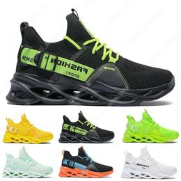 Breathable Womens Fashion Running 40-45 Mens Shoes B23 Triple Black White Green Shoe Outdoor Men Women Designer Sneakers Sport Trainers970