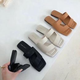 Slippers 2021 Brand Design Women Slipper Beach Summer Square Head Slides Flats Flip Flop Designer Sandals Shoes Mules