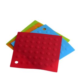 Creative Square Silicone Hot Pot Mat Non-slip Heat Insulation Trivet Mat BPA Free 6.69 inch Insulating Pad