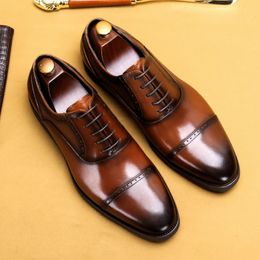 Luxury Men's Handmade Cap Toe Oxford Shoes Black Brown Brogue Lace Up Pointed Toe Genuine Leather Wedding Mens Dress Shoes