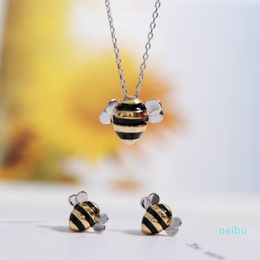 Lovely Bee Earrings Necklaces for Women 925 Sterling Silver Honeybee Necklaces Fashion Necklace Earrings Jewelry Set