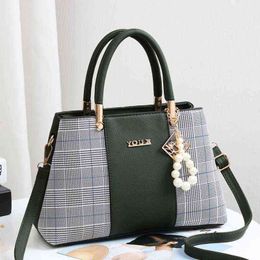 HBP Non- Casual and versatile handbag Korean bag large capacity women's Messenger sport.0018 28SZ
