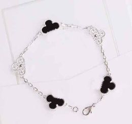 V gold material Luxurious quality five bracelet with diamond and black agate no change and no fade for women wedding Jewellery gift free shipp