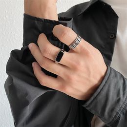 Korean Fashion Brand Ins Ring Niche Design Simple Retro Light Luxury Dark Titanium Steel Men's Suit Jewellery Accessories